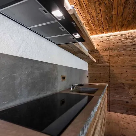 5br Chalet - Pool& Jacuzzi