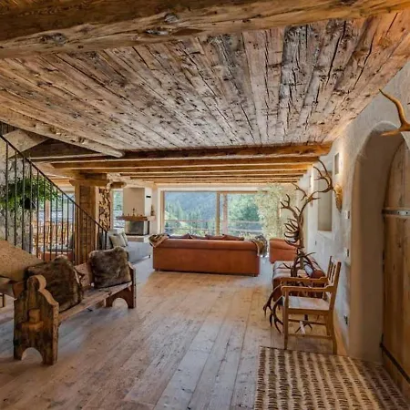5br Chalet - Pool& Jacuzzi Villa