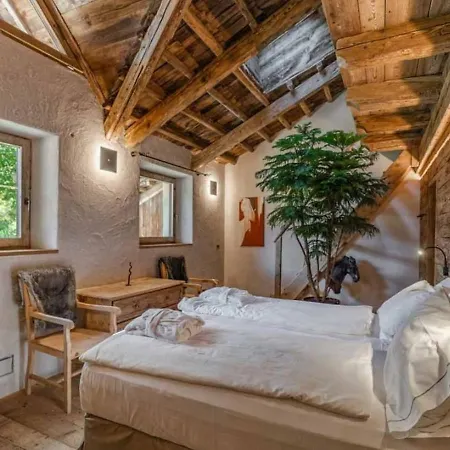 5br Chalet - Pool& Jacuzzi Villa *
